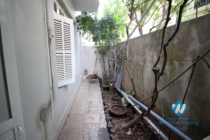 Modern detached villa rental in Tay Ho